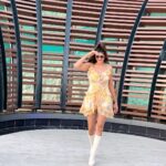 Soniya Bansal Instagram - "The purpose of our lives is to be happy. "The way I see it, ifyou want the rainbow, you gotta put up with the rain. #travelphotography #fashionstyle #soniyabansal #soniyabansal #actress #model #fashion #instagram #internationalmodel #actress #soniyabansa #lifestyle #soniyabansal United Arab Emirates