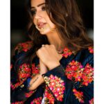 Soniya Bansal Instagram - Enjoy every moment. All of them will be precious later. Give every dashe chance tO become the most beautiful otyour lifé. feel like i was your everything but then you easily like i was Nothing to you #travelphotography #fashionstyle #soniyabansal #soniyabansal #actress #model #fashion #instagram #internationalmodel #actress #soniyabansa #lifestyle #soniyabansal