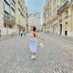 Soniya Bansal Instagram - "The passage from the big to the little is what makes Paris beautiful. and you have to be prepared to be small-to live, to trudge, to have your head down in melncholy and then lift it up, sideways- to get it. "There is always light. H' only we re brave enough to see it. I'only we're brave enough to be it.: #travelphotography #fashionstyle #paris #soniyabansal #actress #model #fashion #instagram #internationalmodel #actress #soniyabansa #lifestyle Paris, France