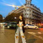 Soniya Bansal Instagram - You will face many defeats in life, but never let yourself be defeated. Paris, France