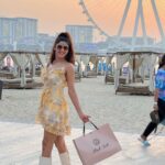 Soniya Bansal Instagram - "The purpose of our lives is to be happy. "The way I see it, ifyou want the rainbow, you gotta put up with the rain. #travelphotography #fashionstyle #soniyabansal #soniyabansal #actress #model #fashion #instagram #internationalmodel #actress #soniyabansa #lifestyle #soniyabansal United Arab Emirates