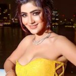 Soniya Bansal Instagram – It was a fun experience getting @soniyaofficial123 ready for @iifa Awards 
We opted for brown smudged smokey look with nude pale lips and we finished the look with messy high bun

Hair & Makeup by @aana.akhan 
Clothes by @michaelcinco5 
Photography by @ehtasham_saeed

#iifa  #iifa2023 #iifamakeupartist #sobharealty #colorstv #rjkarishma #aanakhanmakeupartist #aanakhan #ethihadarenaabudhabi #abudhabi #lovindubai #iifarocks #iifaday2 Etihad Arena