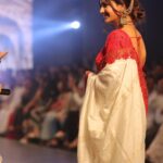Soniya Bansal Instagram - A dream is what makes people love life even when it is painful” #timefashionweekrampworlk #bombay #timesfashionweek #btfw22 #Designer #Sponsor #glamour #Bombay Times #indiandressing #festivalfashion #Fashion #BTFW #Fashionweek #Designer #Lovely #bombaytimesfashionweek #soniyabansal St. Regis Hotel