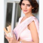 Soniya Bansal Instagram - Life is what happens when you're busy making other plans . . . . . . . . . . . . . . . . . . . . . . . . . . . . . . . . . . . . . . . . . . . . . . . . #travel photography #fashionstyle #soniyabansal #soniyabansal #actress #model #fashion #instagram #internationalmodel #actress #soniyabansal #lifestyle #Soniyabansal Mumbai, Maharashtra