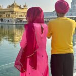 Sonnalli Seygall Instagram - Wahe Guru ੴ 🙏🩷🧿 Golden Temple ਸ਼੍ਰੀ ਹਰਿਮੰਦਰ ਸਾਹਿਬ