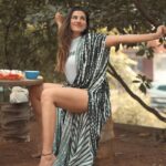 Sonnalli Seygall Instagram - Grateful for what’s on my plate always 🙏 🥗 #sayalittleprayer #gratefulforeverything #healthyliving Did you say your thankyous for your meal today?