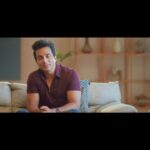 Sonu Sood Instagram - Maa ka unconditional pyaar ho yaa yaaron ka yaarana, har dil se judti hai meethe rishte ki taar. Aaiye milkar karein saare palon ko aur bhi brighter APAR Anushakti wires ke saath jo dein 50 saal ka waada. #IssTaarKiShaktiAPAR.
