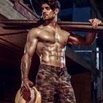 Sooraj Pancholi Instagram - #AsStrongAsCanBe @german.tmx