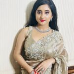 Soumitrisha Kundu Instagram – last slides …I swear!🤣