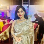 Soumitrisha Kundu Instagram – 🤍✨
STYLED BY @saarangsareeskolkata & @rinkikhatoon