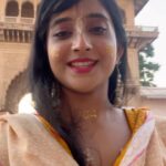 Soumitrisha Kundu Instagram - ভজ মন শ্রীরাধে গোপাল!✨🙏🏻💛 #vrindaban#brajdhamvrindavan#brajbhumi