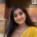 Soumitrisha Kundu Instagram - My colour!💛 wardrobe @sandip3432 @rinkikhatoon picture courtesy @sayantan_dutta_photography