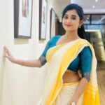 Soumitrisha Kundu Instagram - 💛🦋 saree @sandip3432 @rinkikhatoon
