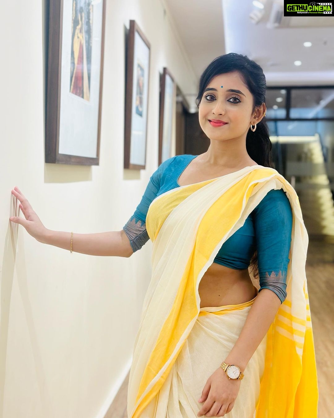 Soumitrisha Kundu - 87.1K Likes - 💛🦋
saree @sandip3432 @rinkikhatoon