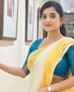 Soumitrisha Kundu Instagram - 💛🦋

saree @sandip3432 @rinkikhatoon