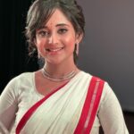 Soumitrisha Kundu Instagram - সে সাধনায় মিশিয়া যায় বকুলগন্ধ, সে সাধনায় মিলিয়া যায় কবির ছন্দ........! 🤍❤️