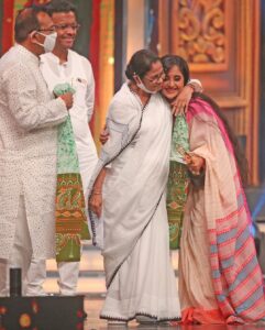 Soumitrisha Kundu Instagram - It's an honour receiving this prestigious award 
