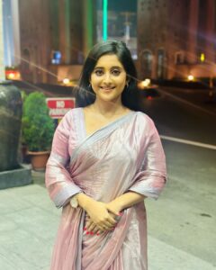 Soumitrisha Kundu Instagram - was chaos & beauty intertwined......!🤍
STYLED by @hutsandlooms @rinkikhatoon