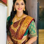 Sowmya Menon Instagram – Wishing you and family very Happy Maha Navami🪔🪔
Stylist @sathvika_ka
Costume @feel__vastra
#happynavami🙏
