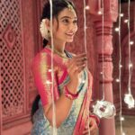 Spandana Palli Instagram - Happy Diwali 🪔 everyone 🙏 clicked by the most beautiful girl 👧❤️🙂 @isshh29 India
