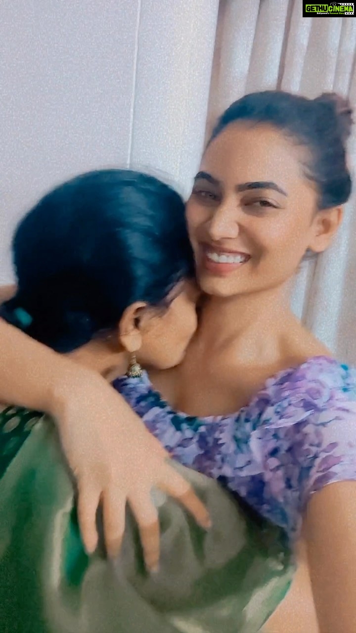 Spandana Palli Instagram - Mere maa mere gold medal 🥇❤️ wanted to write so many things about her but ending with saying she is my heart ♥️