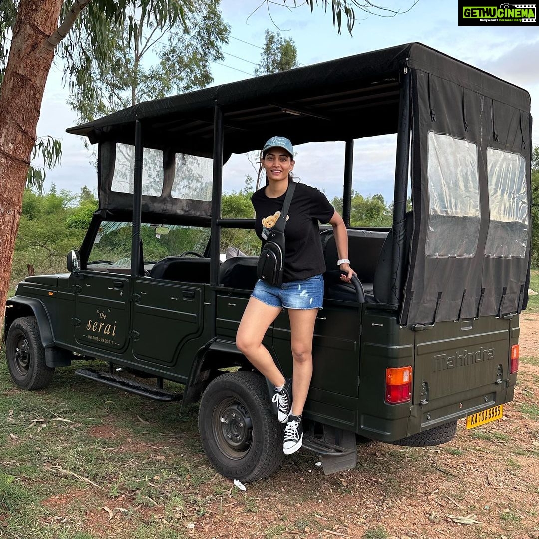 Spandana Palli Instagram - Vibing with nature 🌷💃🏼 Bandipur Tiger Reserve