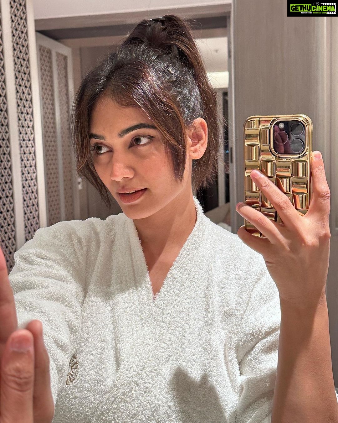 Spandana Palli Instagram - You 🌷want to show them all of your flaws because they make you who you are.♥️ Bangalore, India