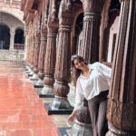 Spandana Palli Instagram - 🥳♥️ Rajwada Fort, Indore