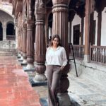 Spandana Palli Instagram - 🥳♥️ Rajwada Fort, Indore