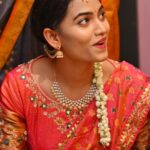Spandana Palli Instagram - The camera 🎥 and I were great friends 💕It loves me, and I love it♥️How beautifully 👌camera captured my tradition 💕gharkishaadi Vishakapatnam