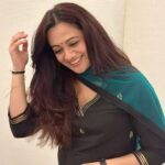 Spruha Joshi Instagram - Where dreams come to life, center stage. Outfit by : @sujatradesigns PC : @sharayudate 😘 Germany