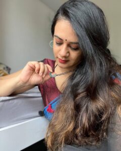 Spruha Joshi Instagram - There can never be enough sarees!  Look designed by - @sayalee_marathe @ofpunsandgiggles 

Jewellery by - @houseofaadyaa

#spruhajoshi #marathiactors #movies #theatre #actorslife #zee #zeemarathi #marathitelevision