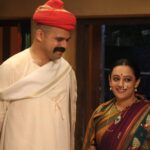 Spruha Joshi Instagram - Today Lokmanya completed 75 episodes and It’s been an amazing journey with everyone. @zeemarathiofficial @dashami_official @malegaonkasuperman @kalyanipathare @adwaitdadarkarofficial @ashutoshparandkar @niranjanparandkar @fidato_83 @kshitish.date__making.believe @aparna.padgaonkar @ninadvaidya #spruhajoshi #marathiactors #movies #theatre #actorslife #zee #zeemarathi #marathitelevision #lokmanya #lokmanyatilak