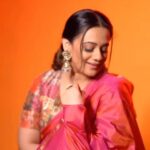 Spruha Joshi Instagram - Grow through what you go through Shot and edited by - @ganesh_theshutterkey Saree - @kalamandir_thane Styled by - @shalmalee_t MUA - @rathod_pournima #spruhajoshi #actingcareer #marathiactors #movies #theatre #actorslife #marathitelevision #sareelove #explorepage #sareefashion