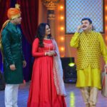 Spruha Joshi Instagram - All drama must remain on the stage. At Natya Gaurav Pictures #spruhajoshi #actingcareer #marathiactors #movies #theatre #actorslife #marathitelevision