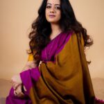 Spruha Joshi Instagram - Wishing everyone a very happy Ganesh Chaturthi✨ Photos by @smilepm19 Makeup and hair by @thearchanamakeovers Edit by @siddhi_chikhalkar Styled by @tanmay_jangam #spruhajoshi #marathiactors #movies #theatre #actorslife #festival #festivewear #festivevibes