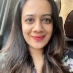 Spruha Joshi Instagram - Book your tickets now with the link mentioned on the bio 😃 #spruhajoshi #writer #poet #art #artist #indianartist #marathipoem #marathipoetry #marathimovie #marathiindustry #pune #puneevents #puneartist