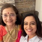 Spruha Joshi Instagram - A trip down memory lane. मी शब्दात सांगू शकत नाही की ‘अग्निहोत्र’ ही मालिका माझ्यासाठी किती विशेष होती.. या मालिकेमुळे माझा अभिनय क्षेत्रातला सुंदर प्रवास सुरू झाला. I am thankful for the opportunity to have worked with so many wonderful artists and we missed all of you.. very much! #spruhajoshi #writer #poet #art #artist #indianartist #marathipoem #marathipoetry #appreciationpost #marathimovie #marathiindustry