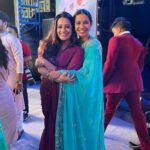 Spruha Joshi Instagram - Lokmanya promotions with my favourites ❤️ Guess the show 🙈 Styling by @shalmalee_t #spruhajoshi #marathiactors #movies #theatre #actorslife #zee #zeemarathi #marathitelevision #lokmanya #lokmanyatilak