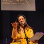 Spruha Joshi Instagram - Pune has always been such a great audience. @shabd_savali @kaviprathamesh @alokwired @aadityadavane @writeright.sanket Outfit by - @kalanidhionline Styled by - @shalmalee_t Picture courtesy: @rushi_clicker #spruhajoshi #poem #poetry #poetrycommunity #marathi #marathipoems #kavita #marathikavita #actor #actorslife #marathiactors Pune, Maharashtra