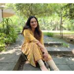 Spruha Joshi Instagram - Feeling radiant 💛 . . . . . . . #spruhajoshi #yellow #sunshine #smile #love