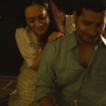 Spruha Joshi Instagram - Let's love the retro way! ✨ Y A A D E I N #KahaniyaApnonki चलो, पीछे मुड़कर कुछ देर रुके इन यादों का खज़ाना खोल कर देखें | ~~~~ Yaadein By Trunk An Exhibition and Sale of Vintage Collectibles Date : 1st, 2nd and 3rd Sept 2023 Time : 10am to 9 pm Venue : Bhandarkar Institute, Law college rd, Pune 04 (Parking Available) Contact : 9763336990 / 7875840464 _____ Credits Actors - @spruhavarad and @omkargovardhan Producer - @kaireeandco @inquisitivemind_ @thegirlwithcrazycurls Creative Producer - @hugearmstrong Conceptualizer - @a_girl_from_red_soil Campaign Director - @mayur.ranade Brand Identity Designer - @inikhilkul Cinematographer & Editor - @my_blue_backpack Art Director - @atal_hatoda Social Media and Poem - @gaargi_pethe Product Photographer - @anuj.tipre Location - Amaltash Special Thanks - @rashmirode Product Feature - Vintage Artefacts #Trunk #EvokingNostalgia #Trunkevokingnostalgia #Yaadein #Exhibition #Exhibitioninpune #Sale #Exhibitioninseptember #Vintagecollection #Antiques #Nostalgia #Love #Retro #exhibition2023 #thrift #childhoodmemories #Artefacts #Moments #OldTreasures