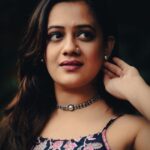 Spruha Joshi Instagram - ✨ 📸 - @timeframe.studios jewellery - @houseofaadyaa #spruhajoshi #marathiactors #movies #theatre #actorslife #zee #zeemarathi #marathitelevision