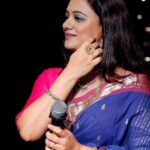 Spruha Joshi Instagram - A Diwali Pahat worth remembering ✨ Wishing everyone a very Happy Diwali ❤️ Picture Credit - Veena Gokhale @kalnirnay @smrutigandhamarathi @divyeshb33 @dhananjay.mhaskar @shammikabhidde @amit_pianojazz @hanumant_rawade_ @gandhar_jog_ @atharva__chandorkar @sankarshankarhade