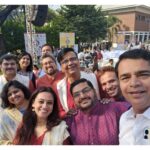 Spruha Joshi Instagram - An amazing Diwali Pahat At Nagpur today. Thank you so much everyone Outfit by - @cottoncottageindia . Artists - @damleprashant , @saleelkulkarniofficial , and Madhura Datar. Picture credit :- @prafulurakude #diwali #diwalipahat #celebration #shows #spruhajoshi #marathi #marathiactress
