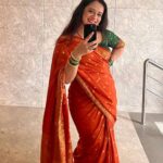 Spruha Joshi Instagram – आज माननीय मुख्यमंत्री श्री एकनाथजी शिंदे यांनी वर्षा बंगल्यावर गणपतीच्या दर्शनासाठी आमंत्रण दिले. त्यांचे मनापासून आभार. या निमिताने अनेक मित्रमंडळींची भेट झाली..