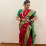 Spruha Joshi Instagram - मराठवाडा मुक्तिसंग्रामाला या १७ सप्टेंबर रोजी ७५ वर्ष पूर्ण झाली. या निमित्ताने छत्रपती संभाजी नगर इथे मा. मुख्यमंत्री एकनाथ शिंदे , मा. सांस्कृतिक मंत्री सुधीर मुनगंटीवार आदी मान्यवरांच्या उपस्थितीत पार पडलेल्या एका भव्य कार्यक्रमाचं सूत्रसंचालन करण्याची मला संधी मिळाली. या संधीसाठी अनेक आभार! @mieknathshinde , @sudhir.mungantiwar, @mangeshdesaiofficial, @avadhoot_gupte , @mangeshsawant1009 @harshada_sanjay_shirsat
