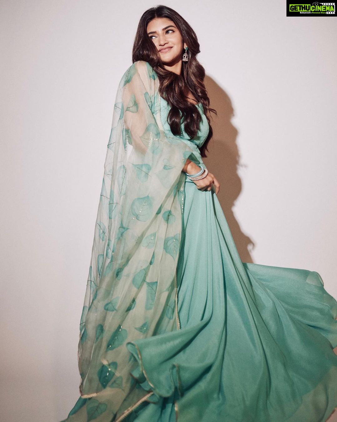Sreeleela Instagram - The cameras eyes make me shy 🤠. . . . . Outfit @rang_by_shilpa Styled by @ashwin_ash1 @hassankhan_3 Style team @avinash_kajjam Jewelry- @shopriyaaofficial Clicked by @arifminhaz Makeup By- @Deepikakarnanimakeovers Hair by @priyankaarora22
