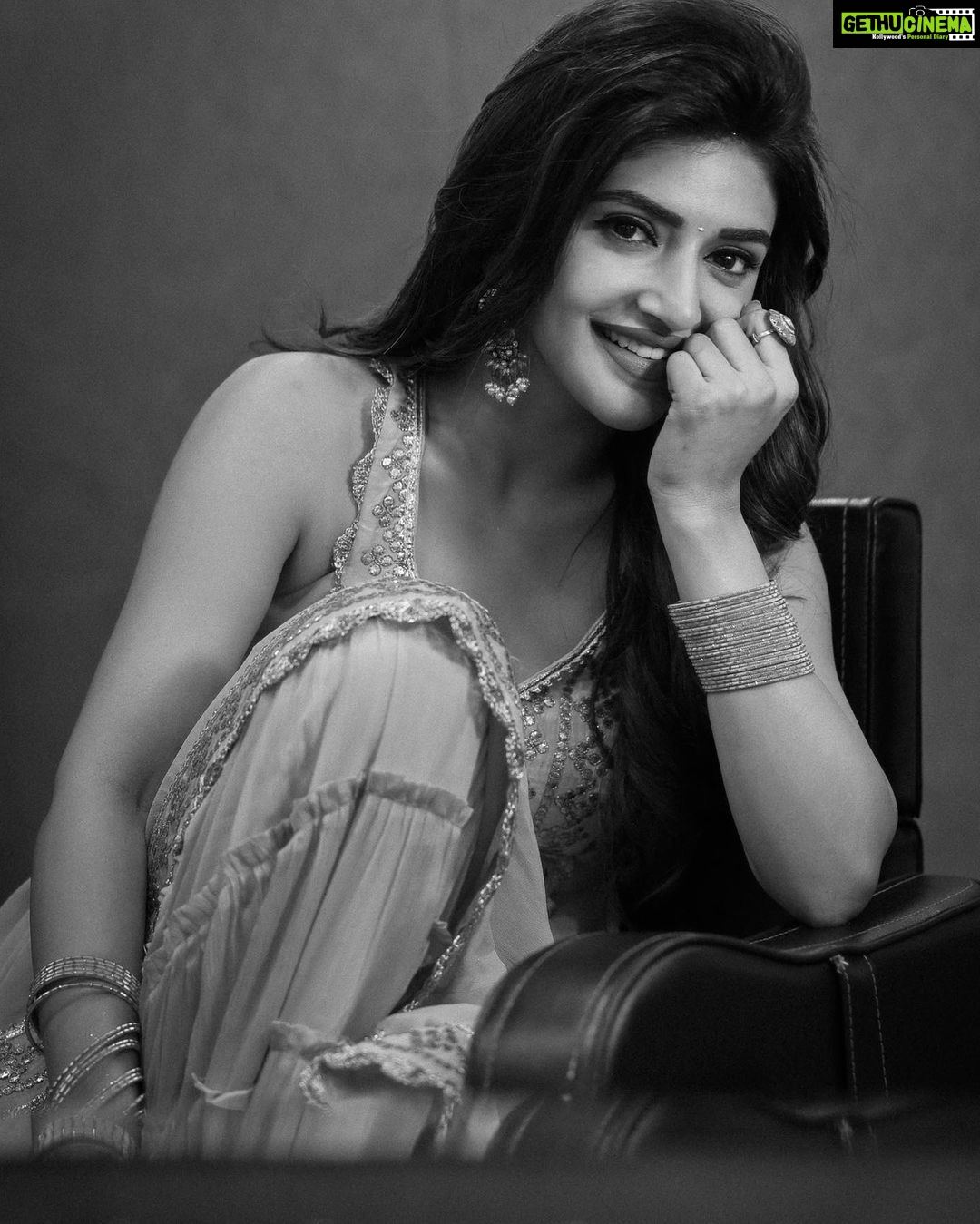 Sreeleela Instagram - Your name is my favourite word π . . . . . . . . . Styled by - @ashwin_ash1 & @hassankhan_3 Style team - @avinash_kajjam Outfit - @gopivaiddesigns @store.niam Jewelry- @karnikajewelshyd Shot - @pranav.foto Makeup- @Deepikakarnanimakeovers Hair- @tejisinghofficial