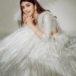Sreeleela Instagram - Celestial whispers 🪽 With my baby girl bliss @missss_blissss . . . . . . . . . Styled by @rashmitathapa Wearing @yaksideepthireddy Jewellery @jatinmorjewels Makeup @makeupartist_arti Hair @taniadhingra Shot by @puchi.photography Styling team @tedhimedhi Bangles @karnikajewelshyd